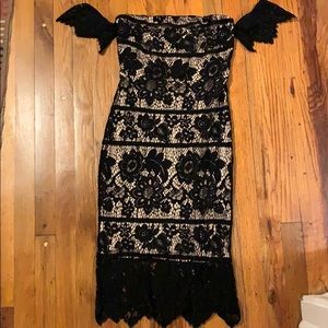 Like New Black lace strapless dress